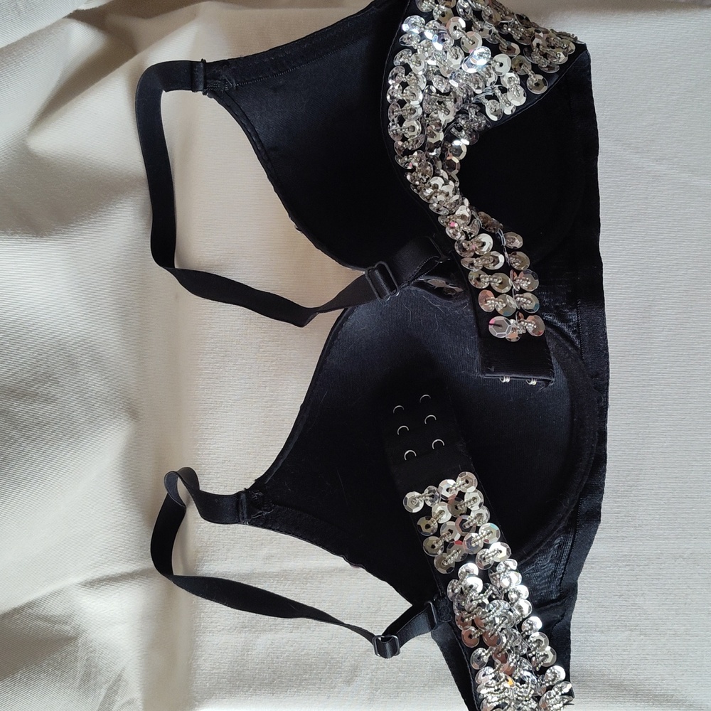 Bra - Picture 2 of 4